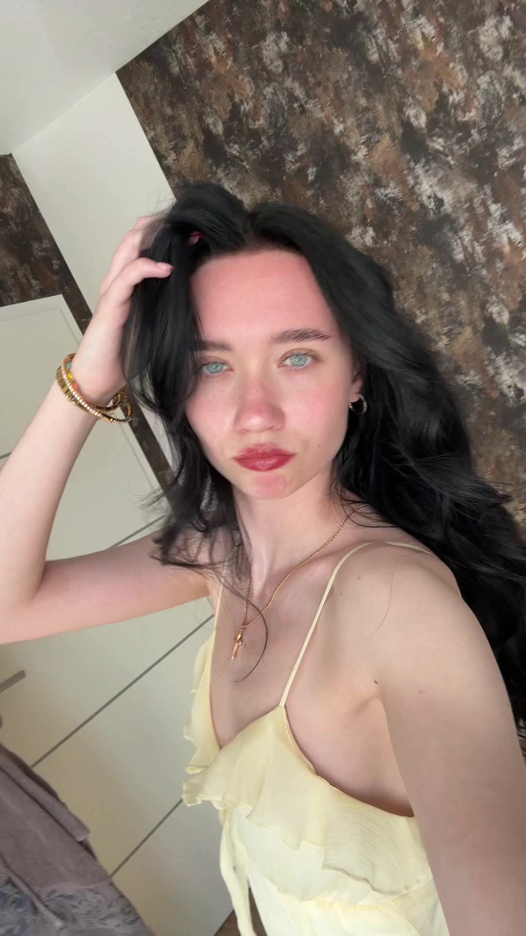 @cinderevee