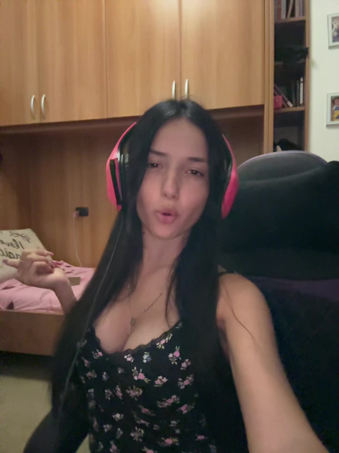 @mishelnonmichelle