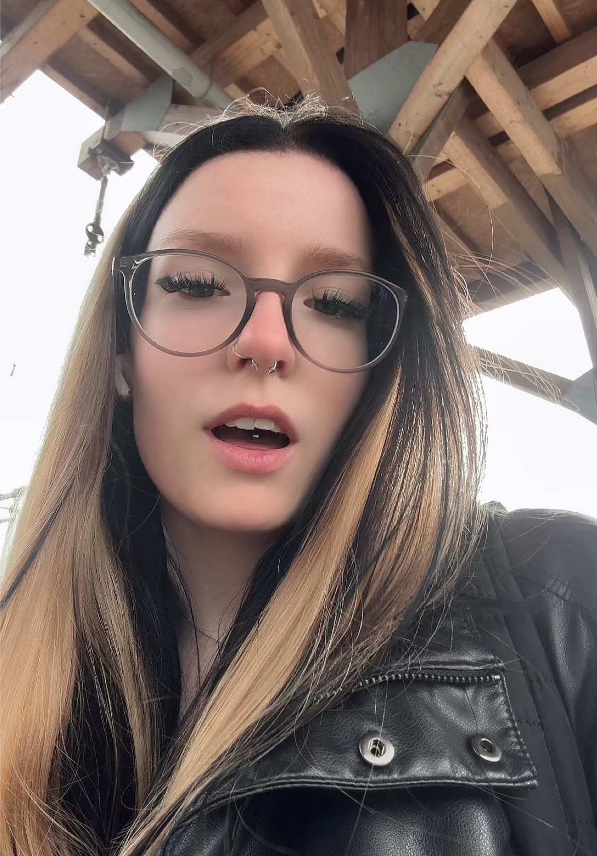 @ᴄᴊ'ꜱ ʟɪꜰᴇ