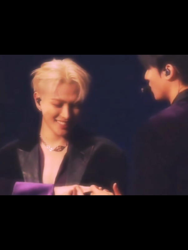 @violet⋆.ೃ࿔*:・