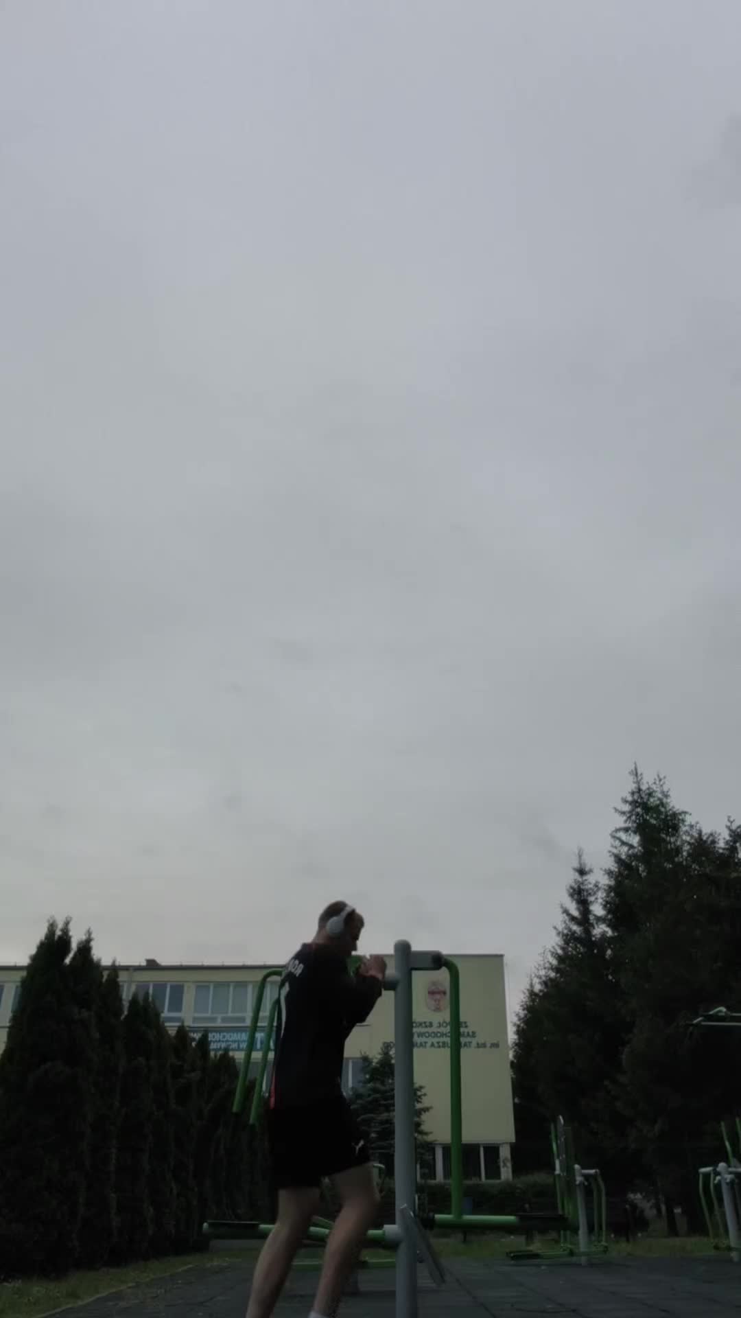 @nieoptymalnyfilipek