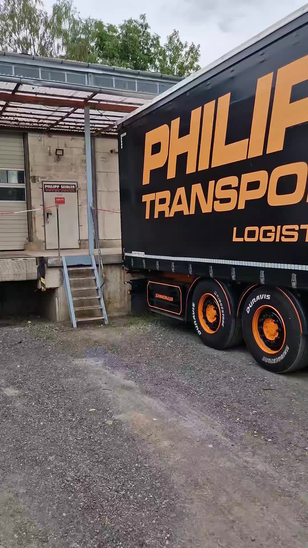 @v8lars75