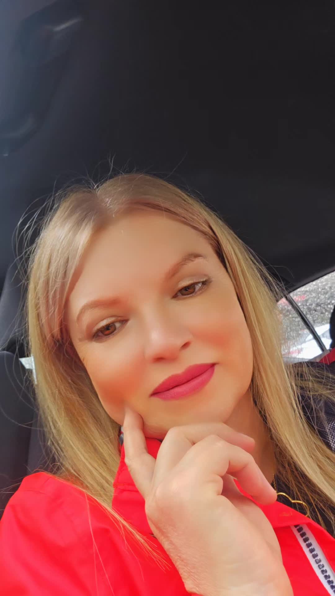 @Mirela Soare