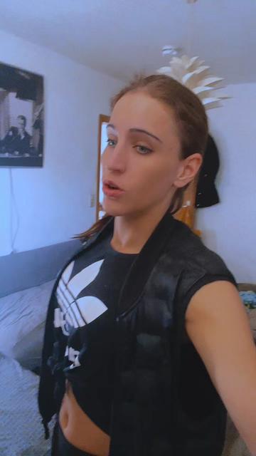 @Hexe_JJ