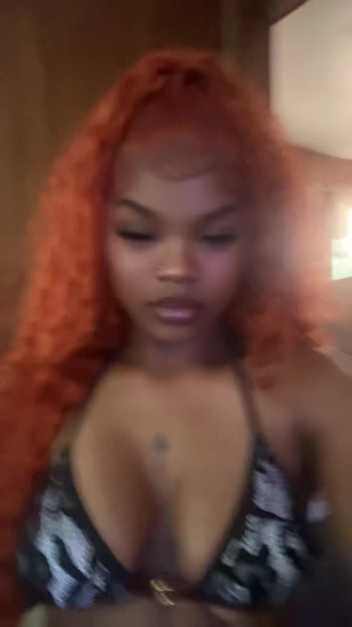 @💋