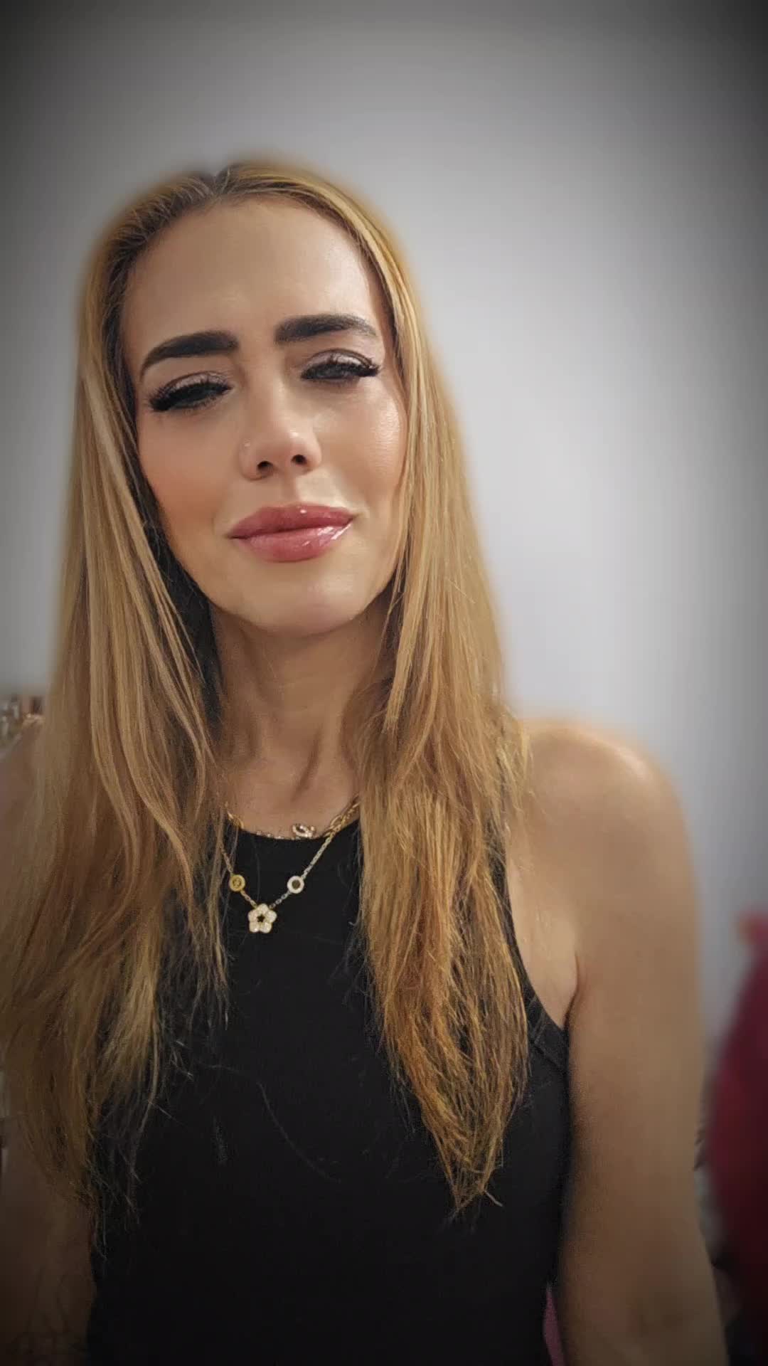@Rapunzel  🇨🇺🇩🇪