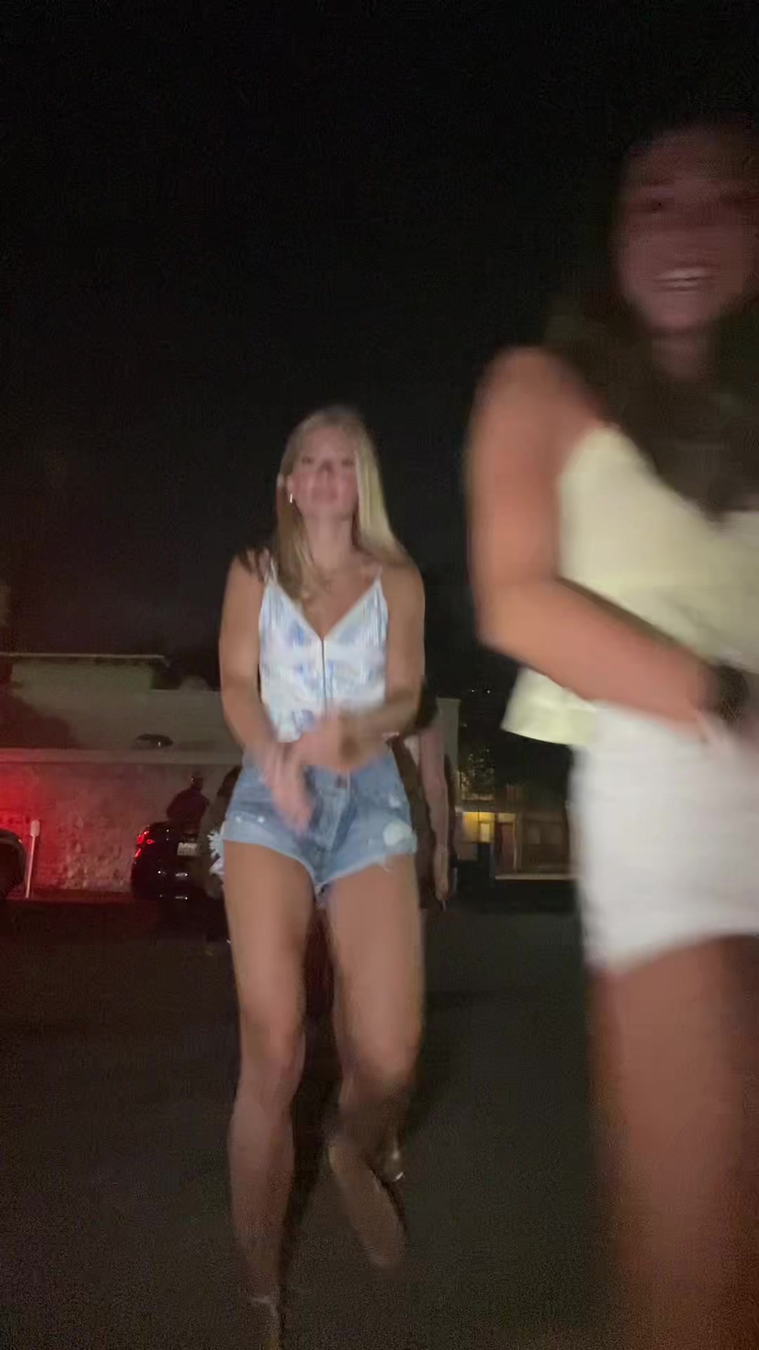 @skoggg8