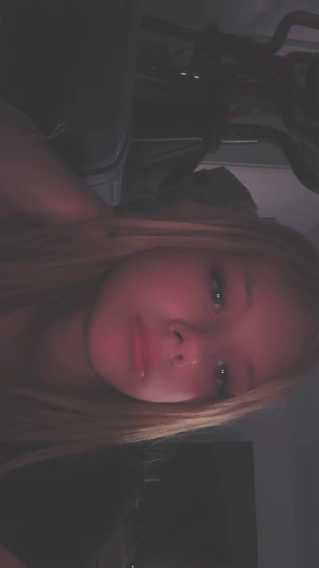 @𝐮𝐬𝐞𝐫'🦢