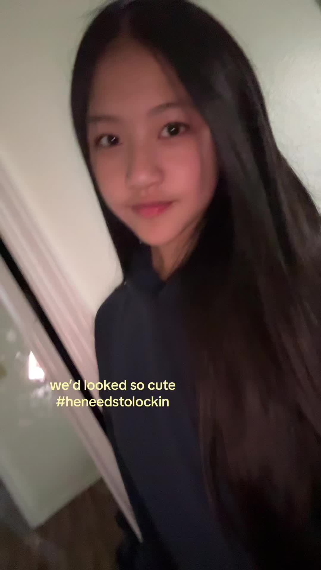 @😼