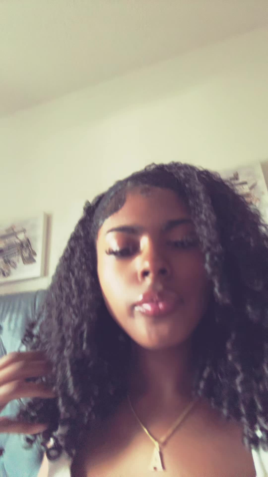 @Arantxa