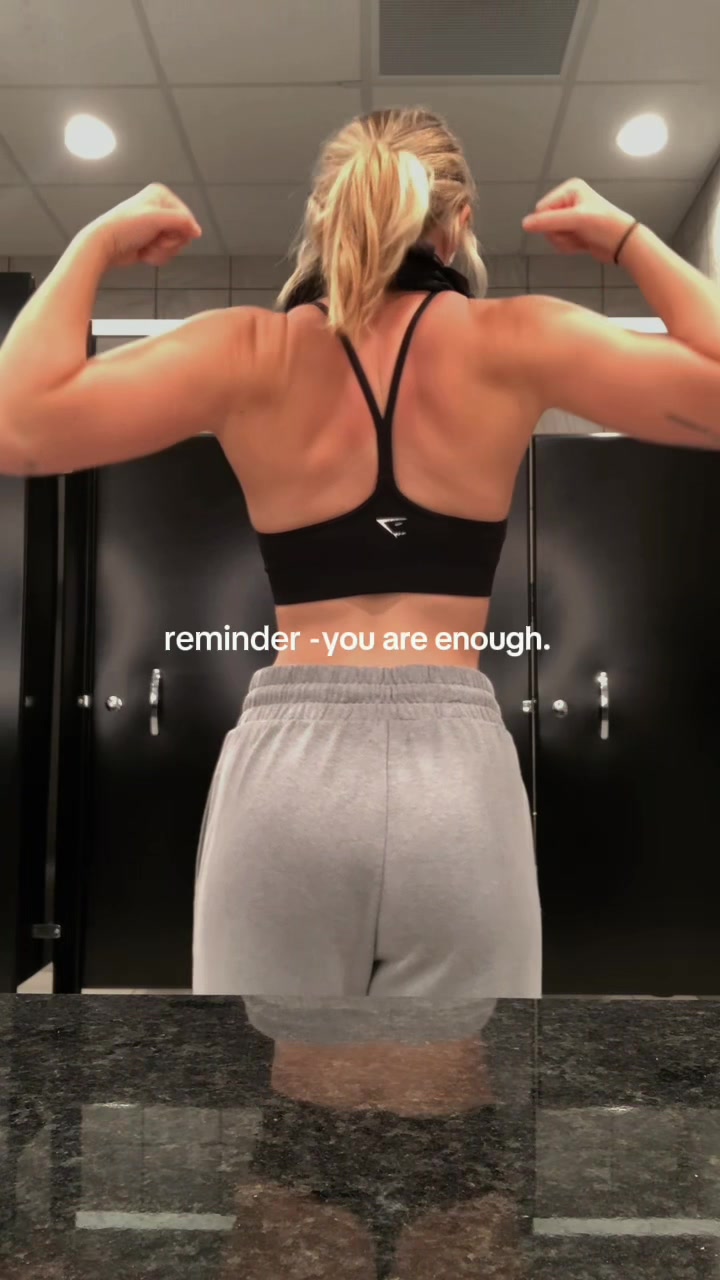 @kadiebrownie03