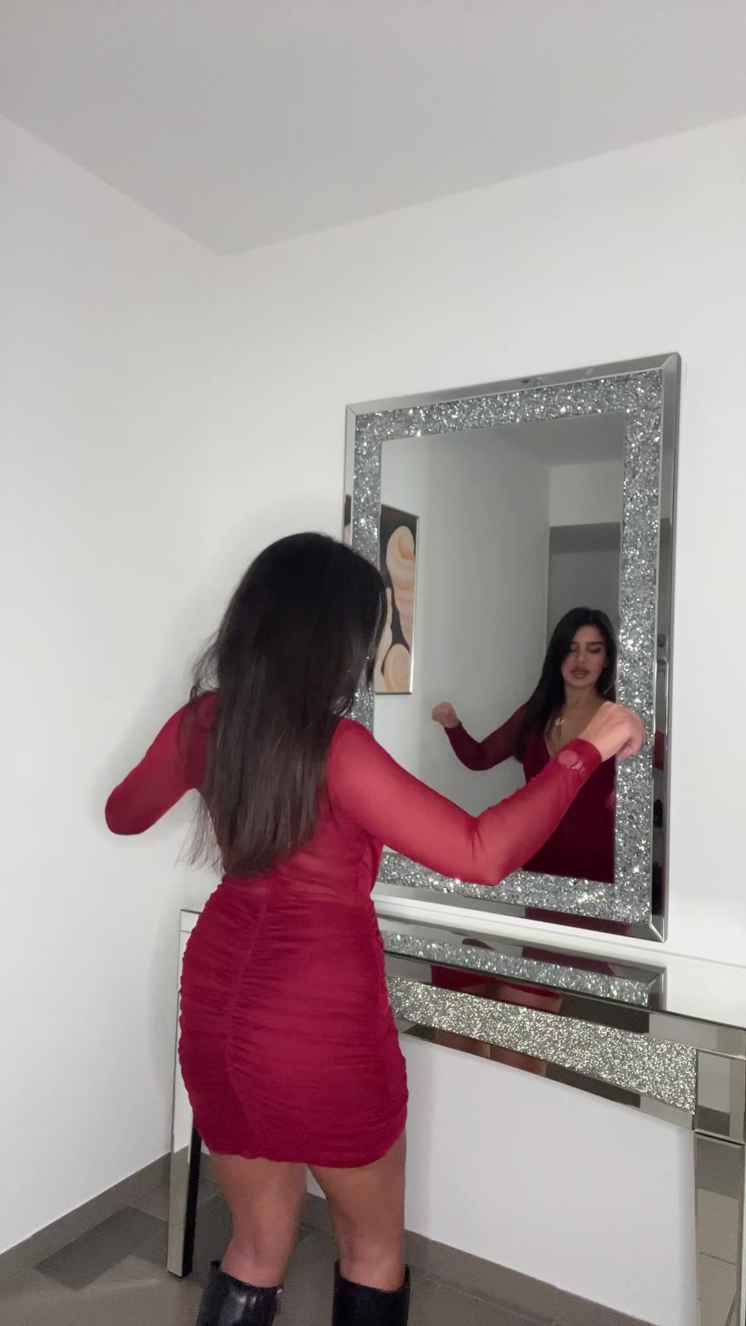 @Bella