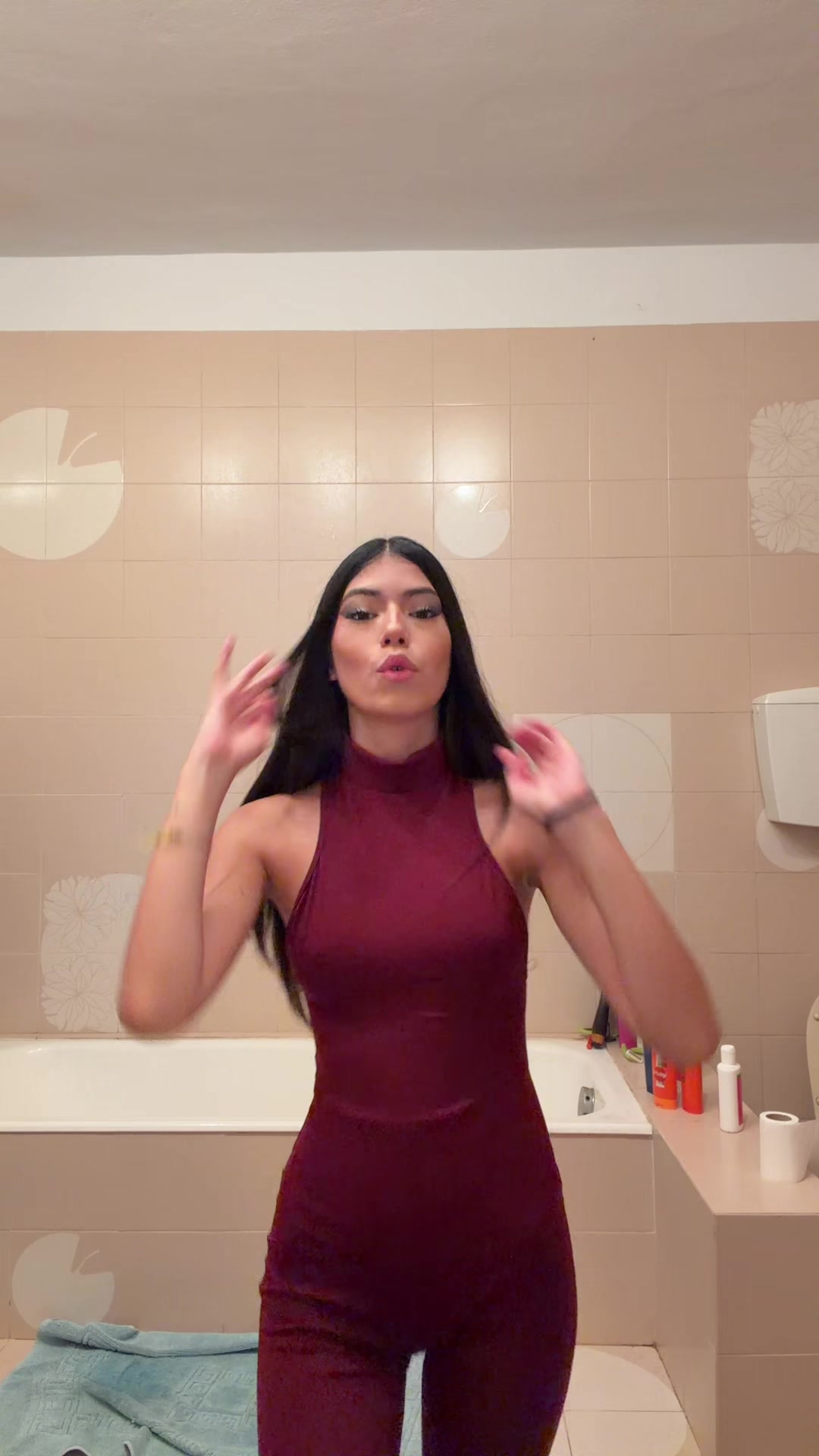 @💋🇵🇪