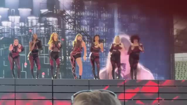 @𓂃꙳⋆videos from the eras tour