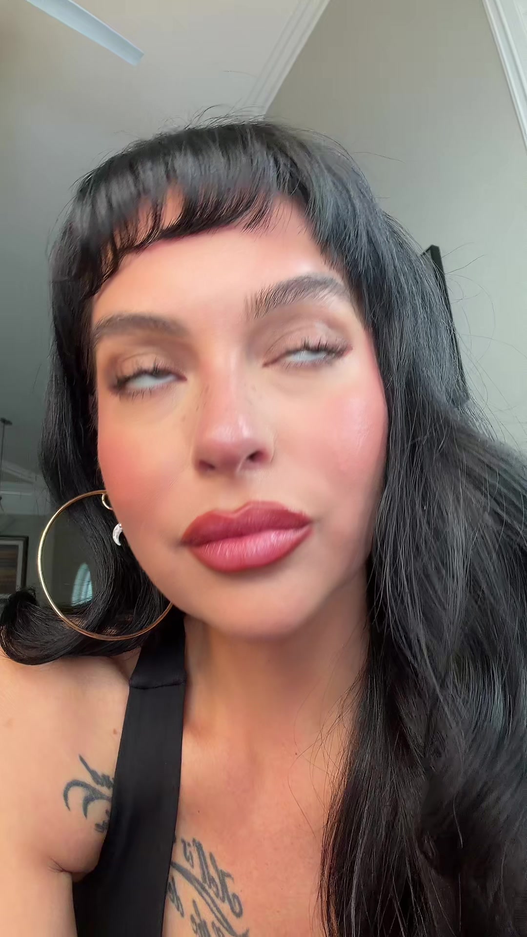 @Monica
