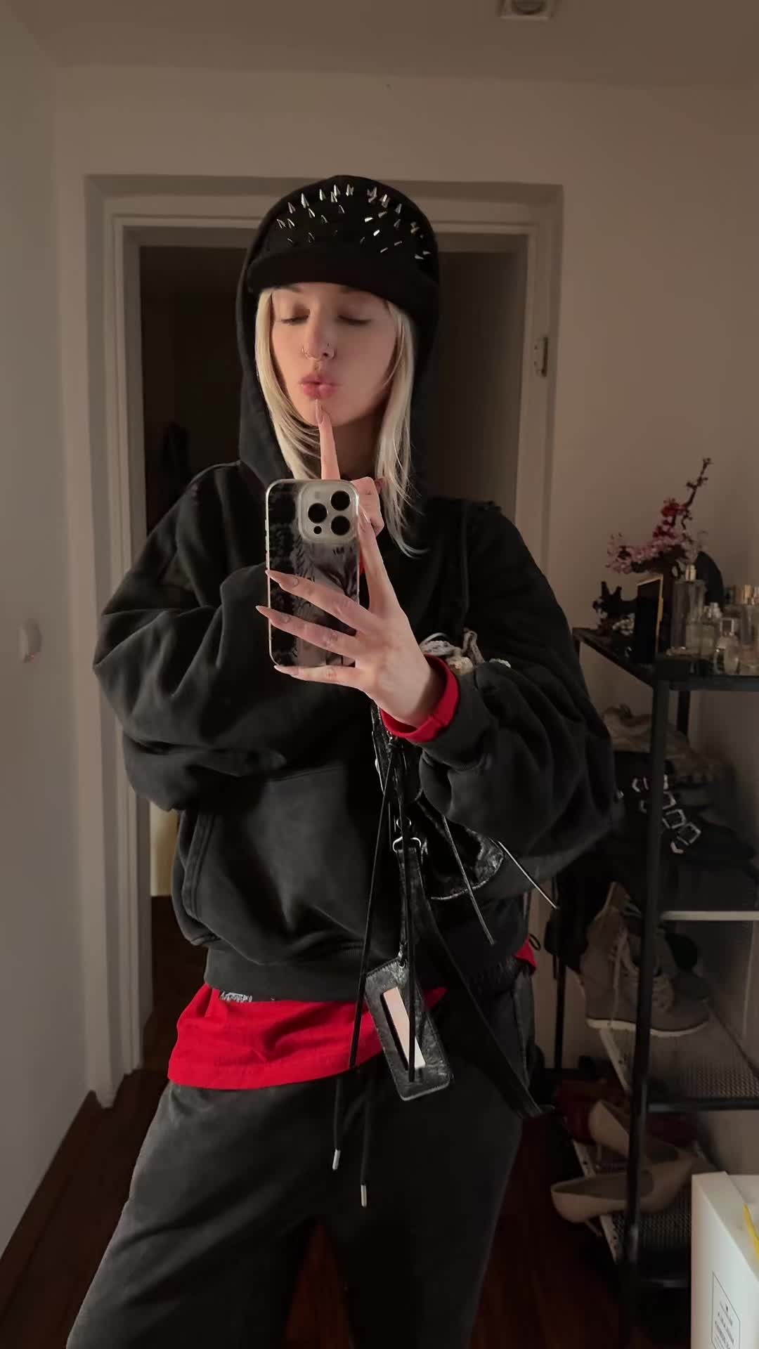 @emi