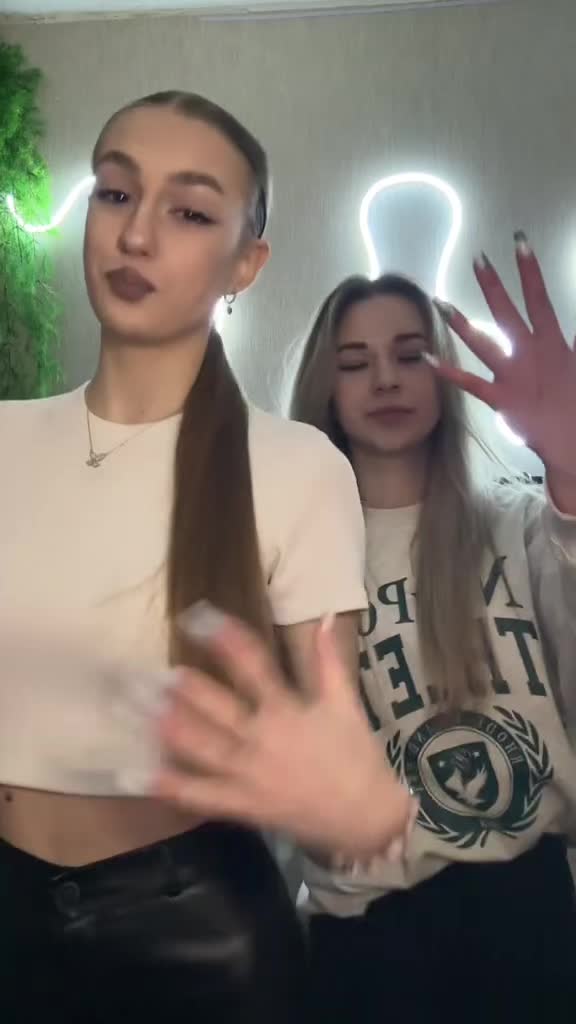 @julcia