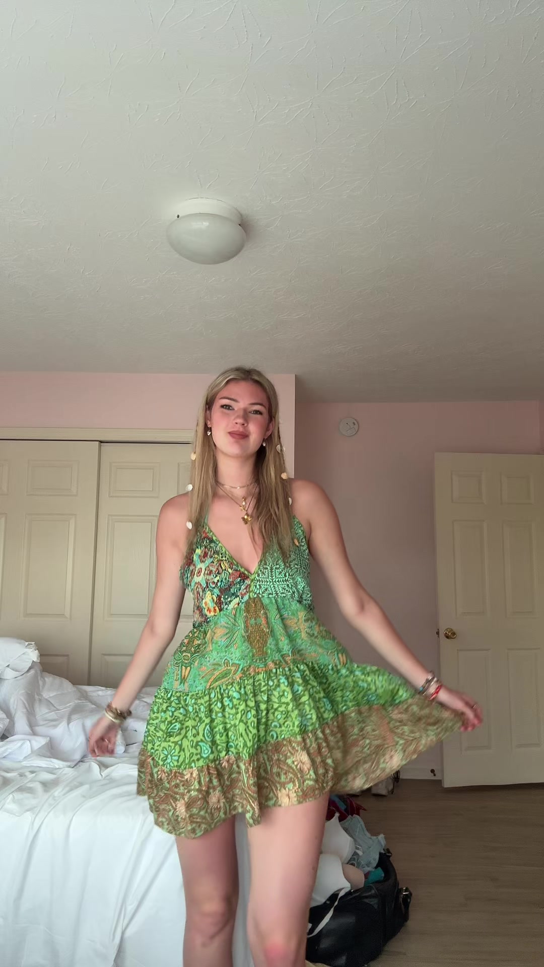 @itskarinajones