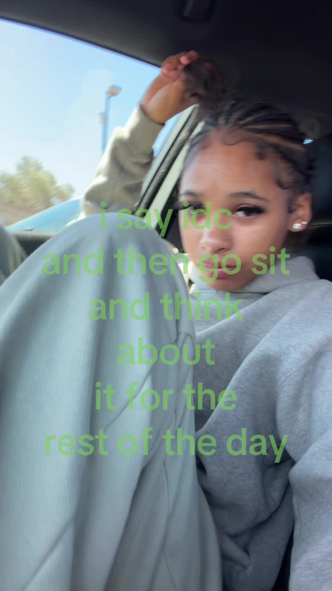 @myliaaa