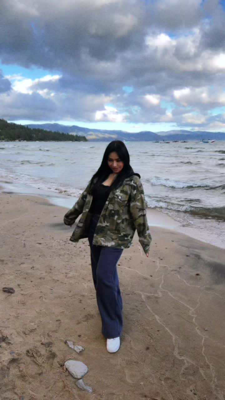 @MiaaaaaaLu
