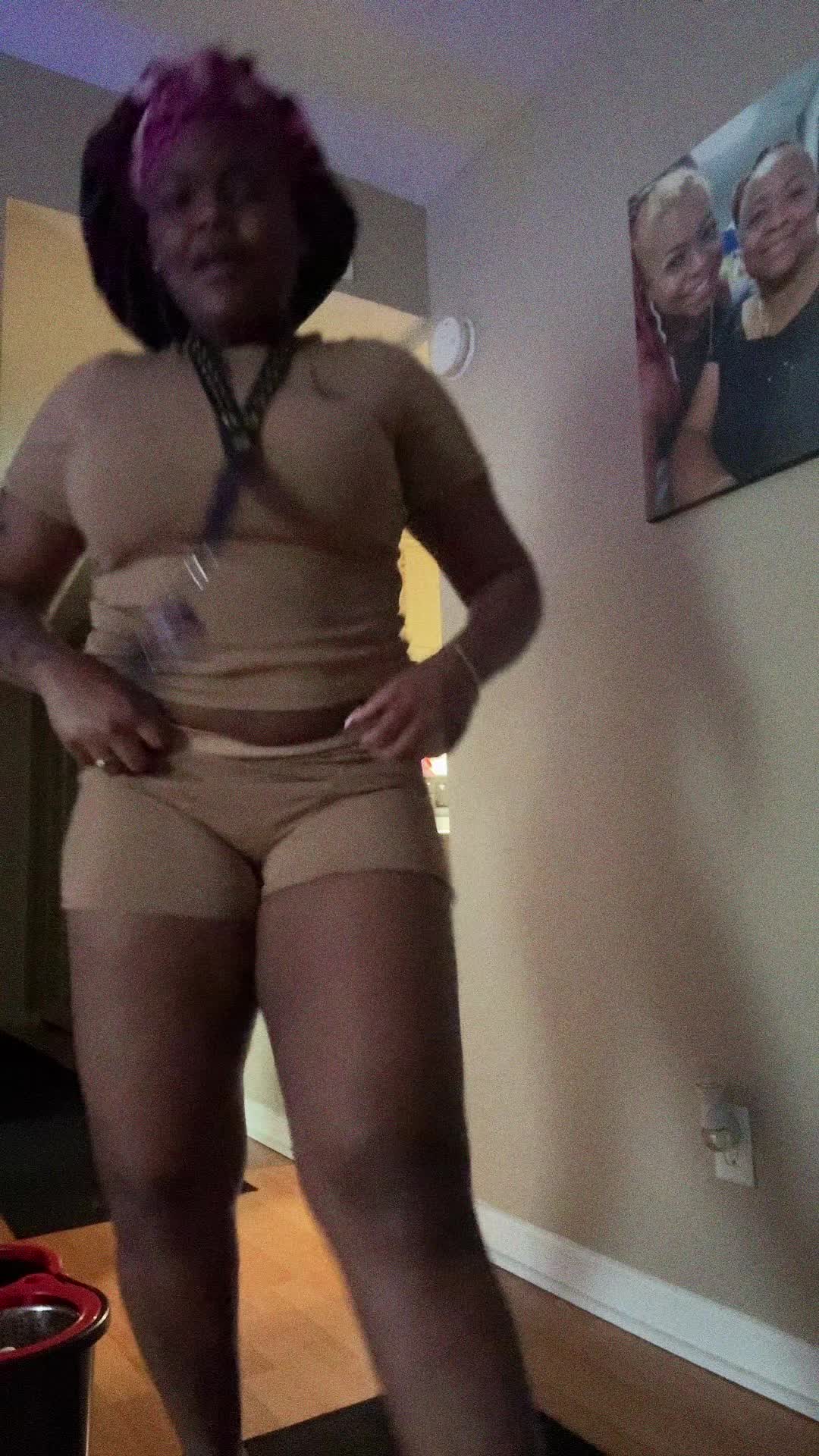 @motionmizz_