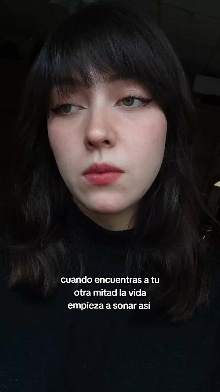 @StrawberryCake🇧🇴