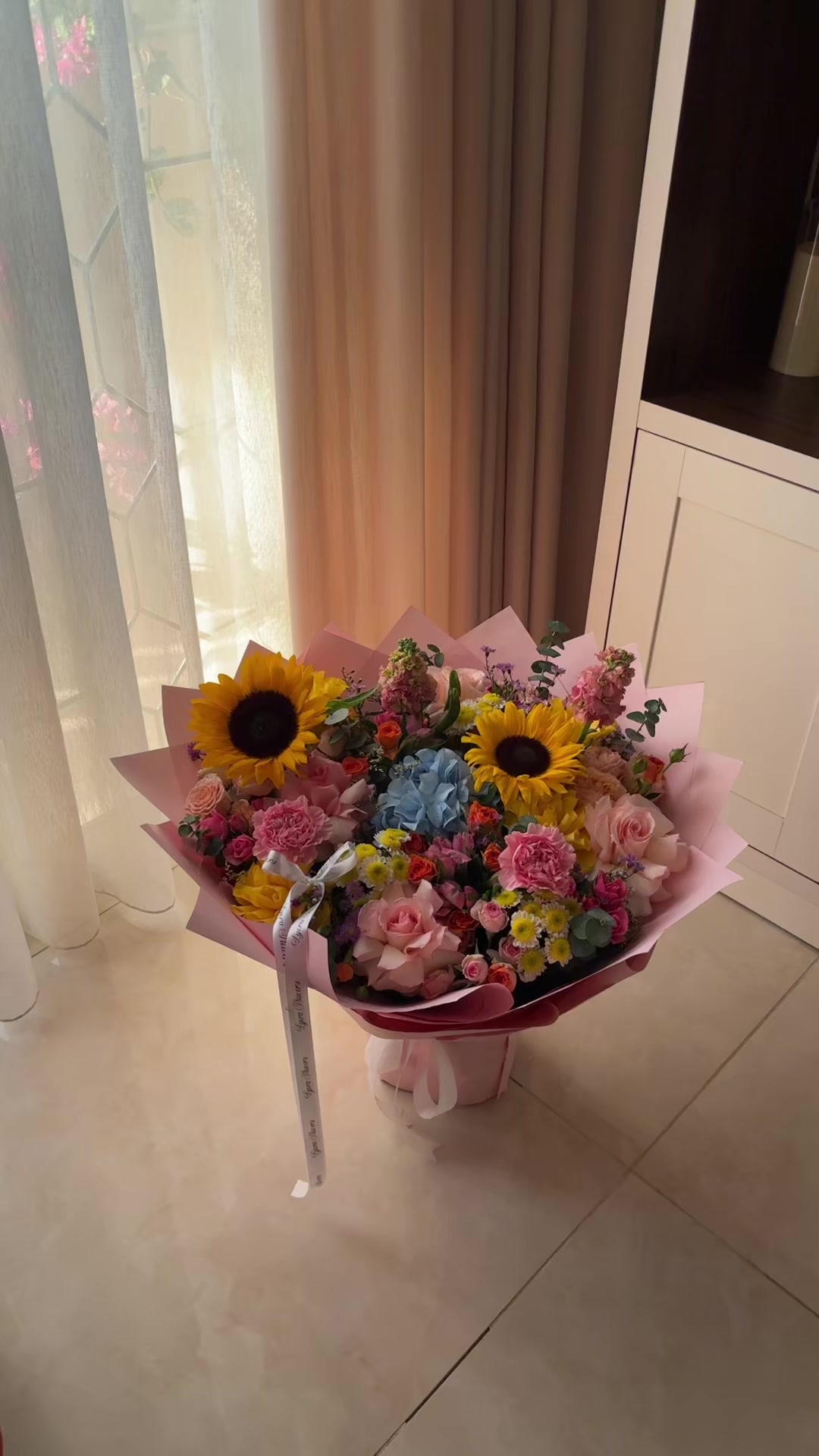 @LYORA FLOWERS | ليورا
