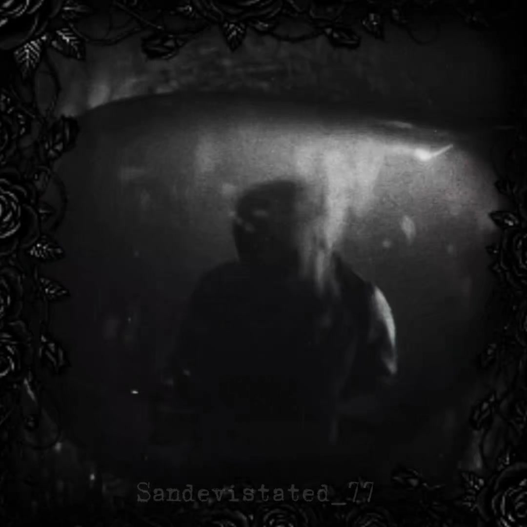 @𝐄𝐥𝐥𝐢𝐨𝐭𝐭 🕷️👁️🐑