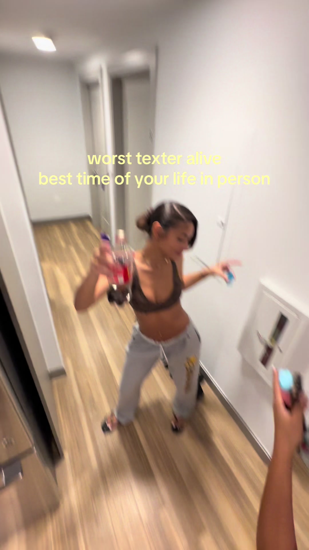 @aravely_