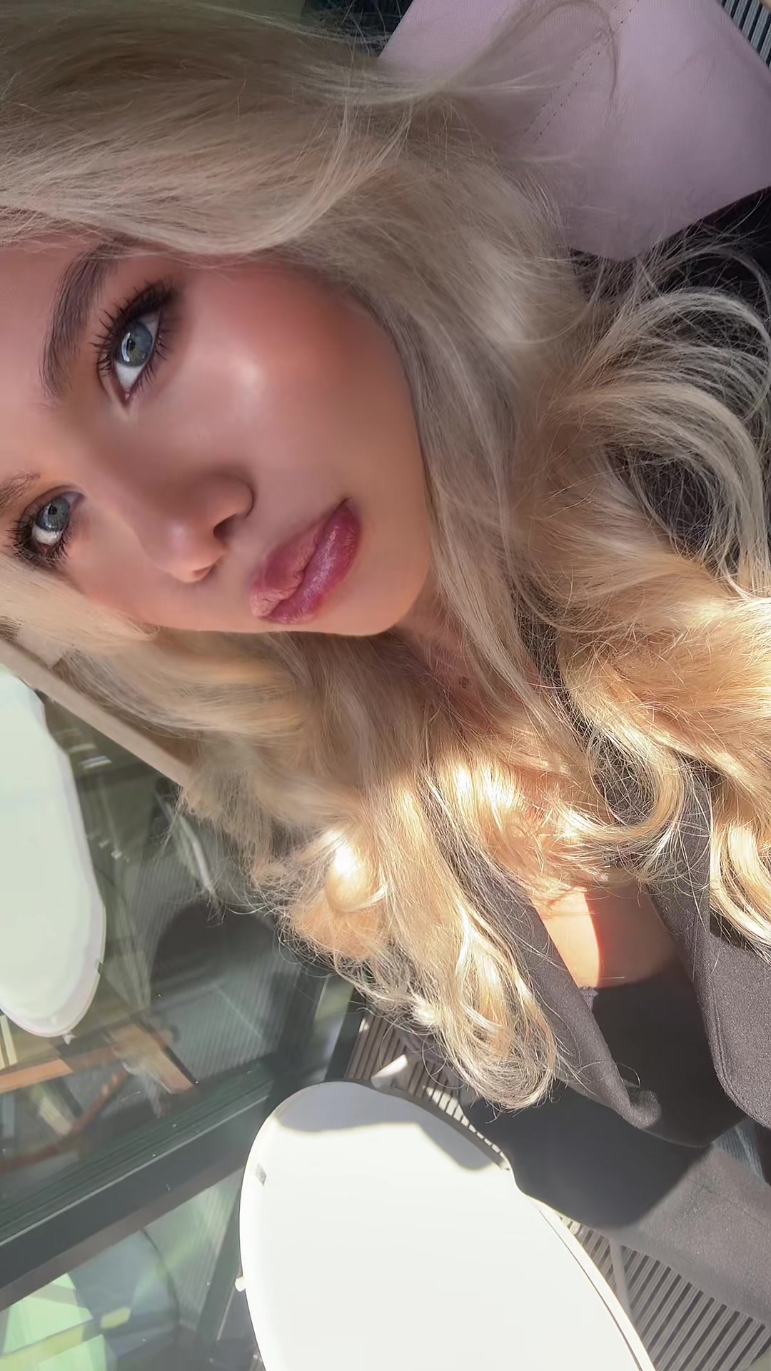 @zlukablondie