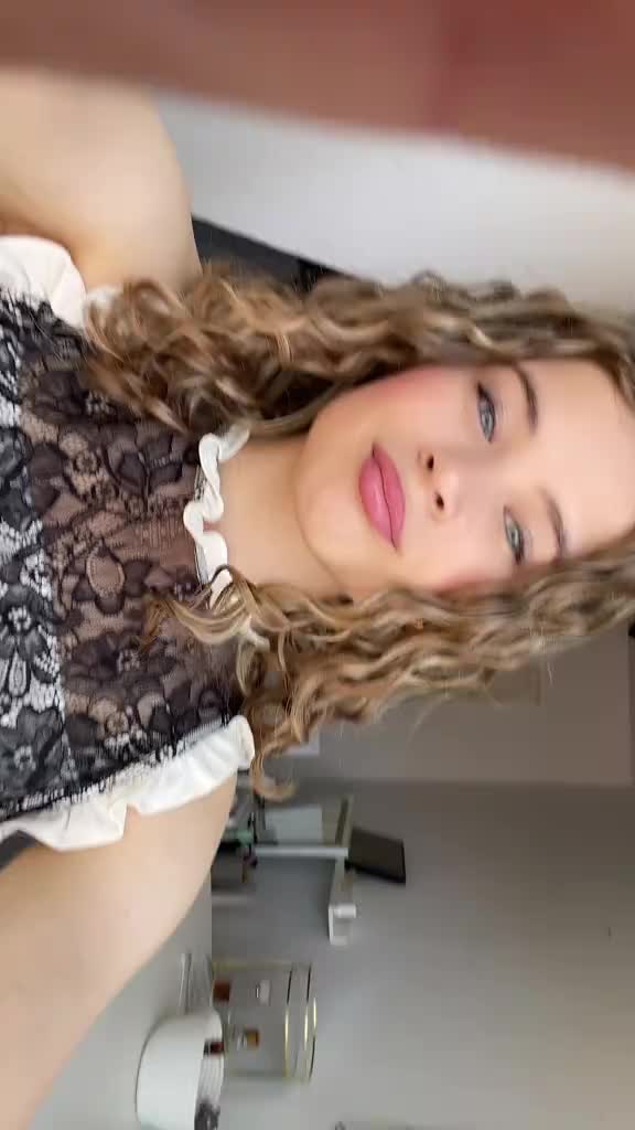 @Sophia🌟