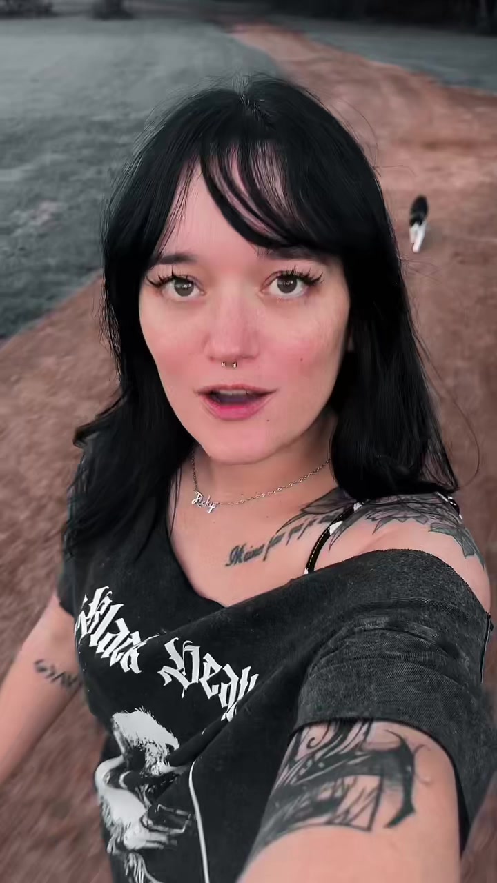 @𝔅𝔯𝔦𝔱𝔱𝔞𝔫𝔢𝔢𝔅𝔦𝔰𝔥𝔬𝔭