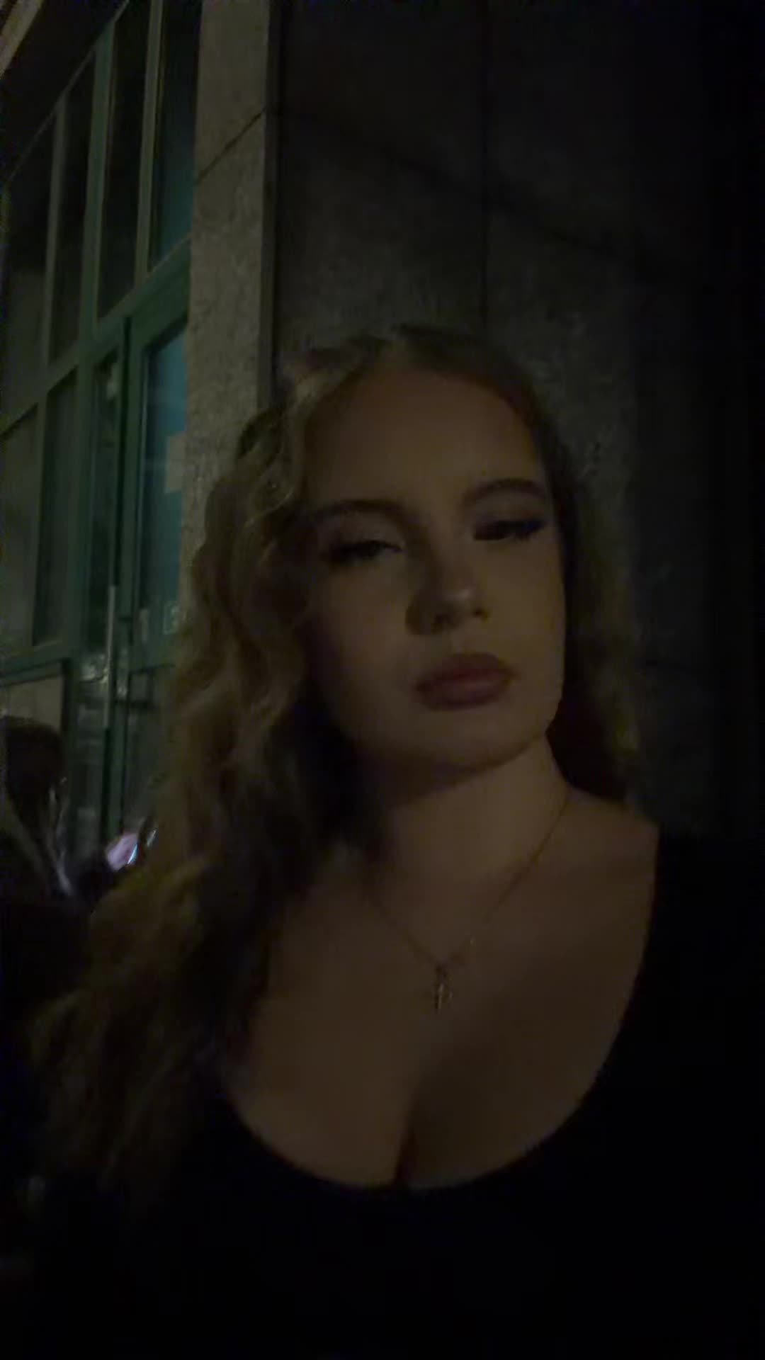 @𝐞𝐦𝐦𝐚