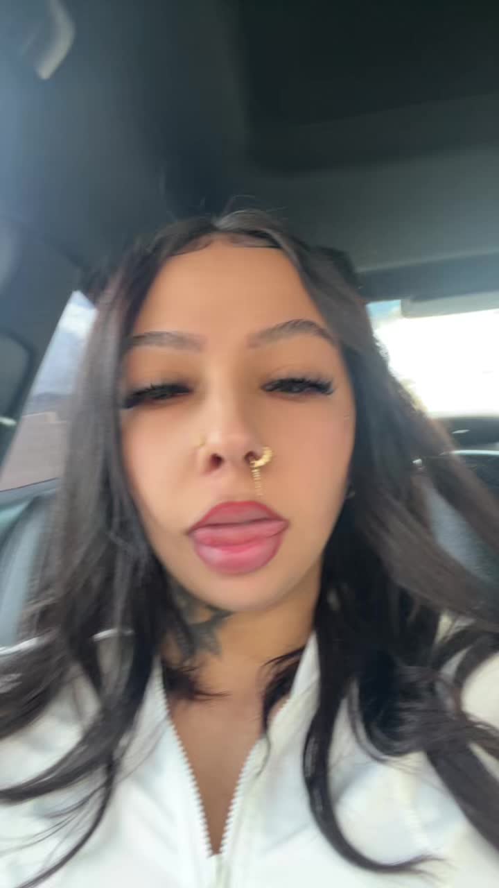 @Desiree 🦋