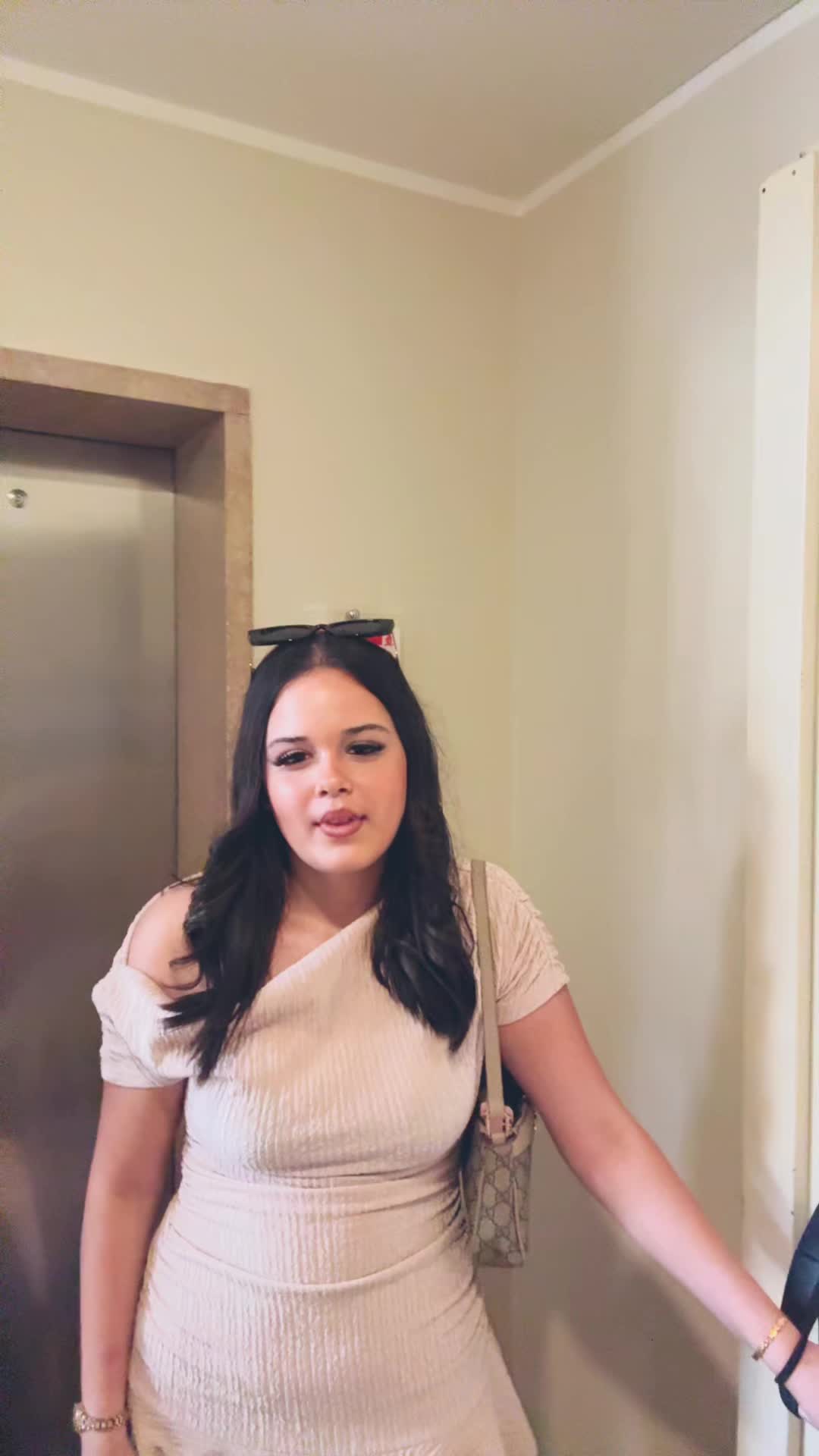 @Mina