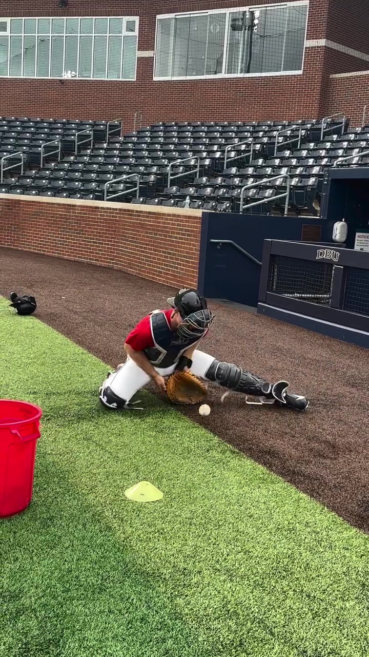 @Rawlings ⚾️🥎