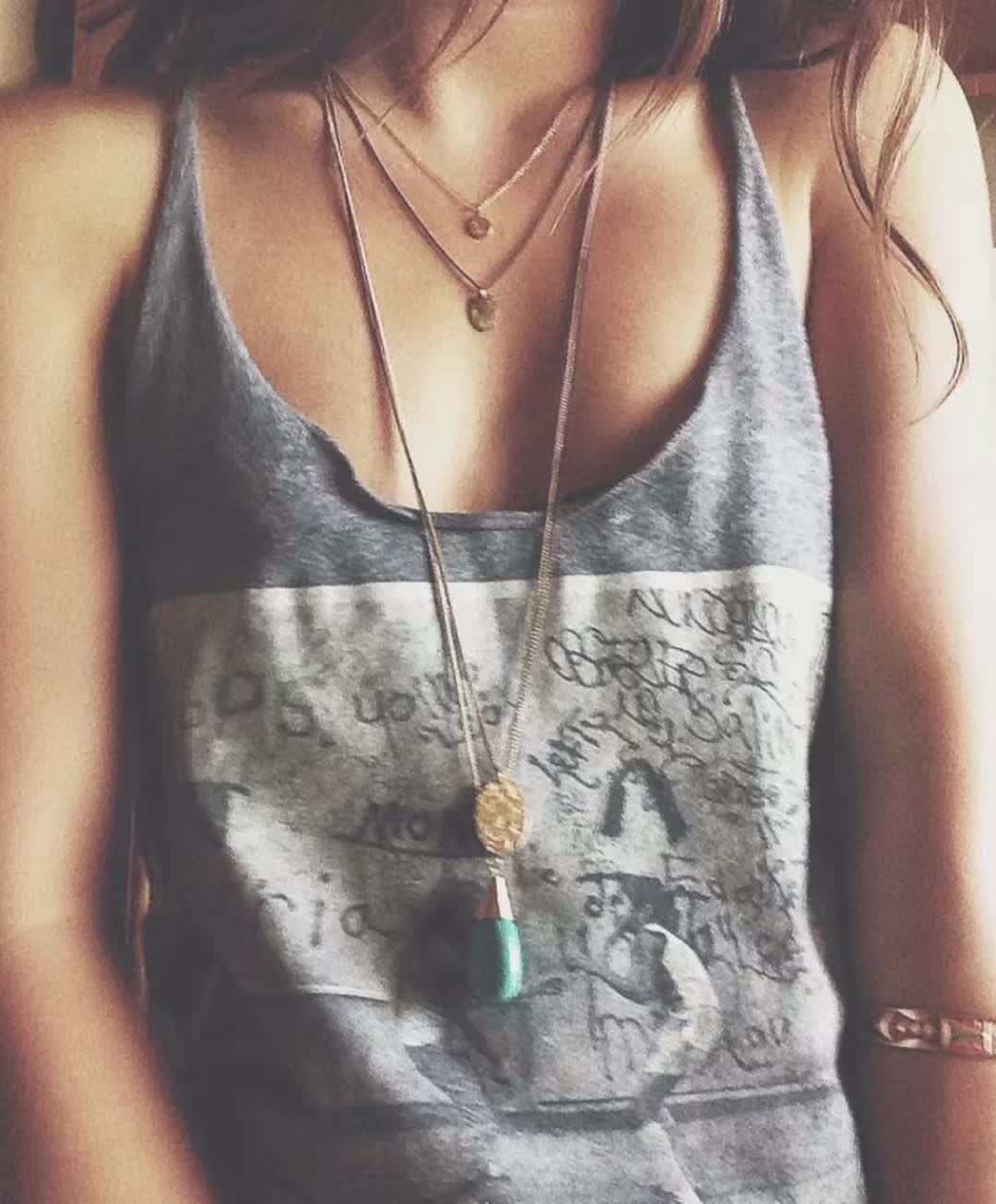 @😎