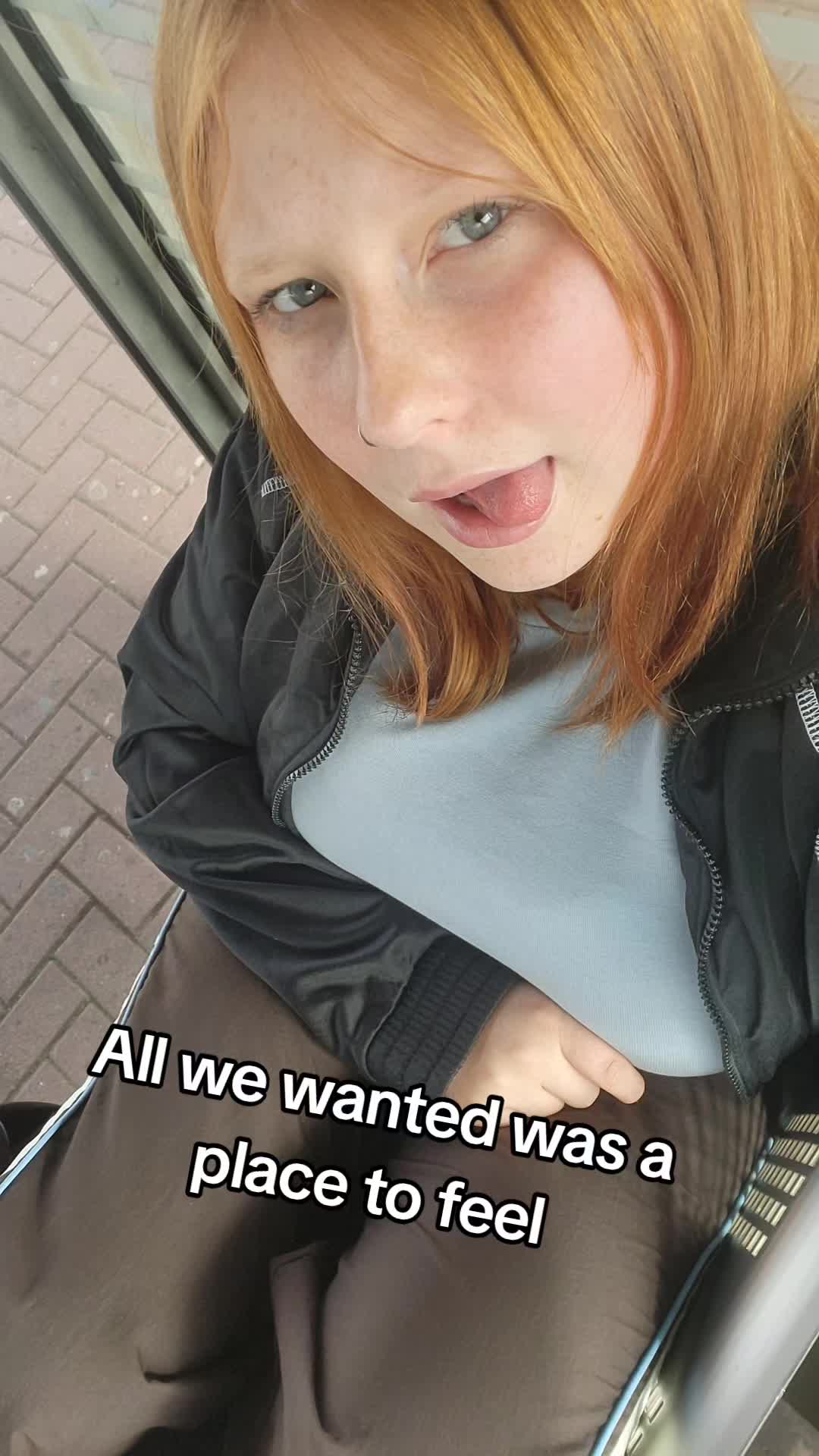 @𝓔𝓶𝓶𝔂✝️