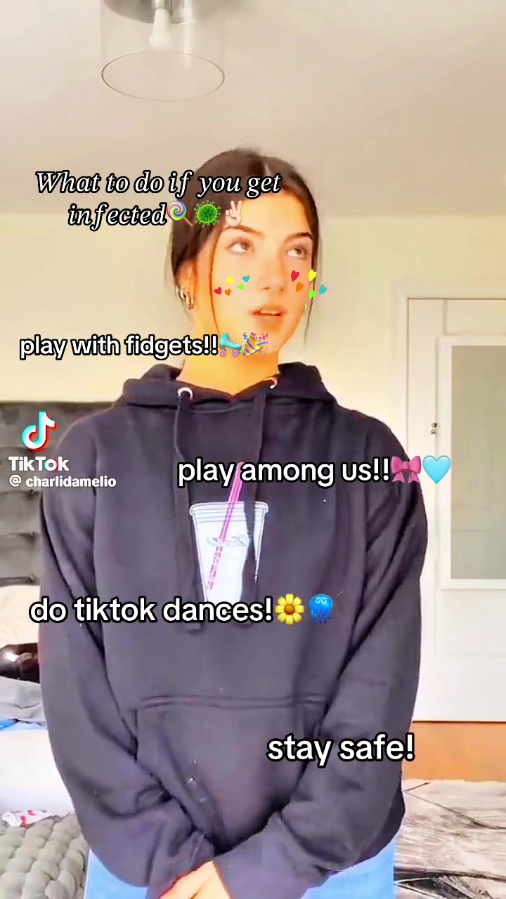 @𝐶ℎ𝑎𝑟𝑙𝑖𝑓𝑎𝑛✌🏻🍭🌈🌸🧁🍡