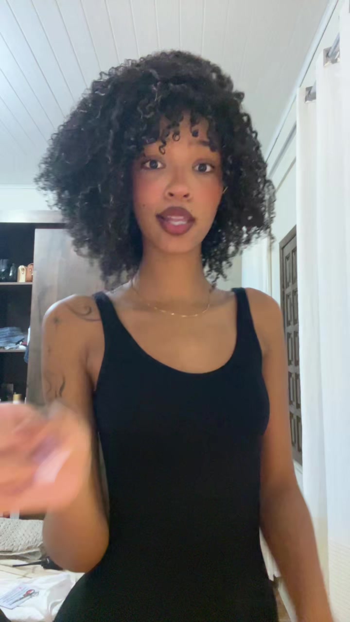 @Hipólito