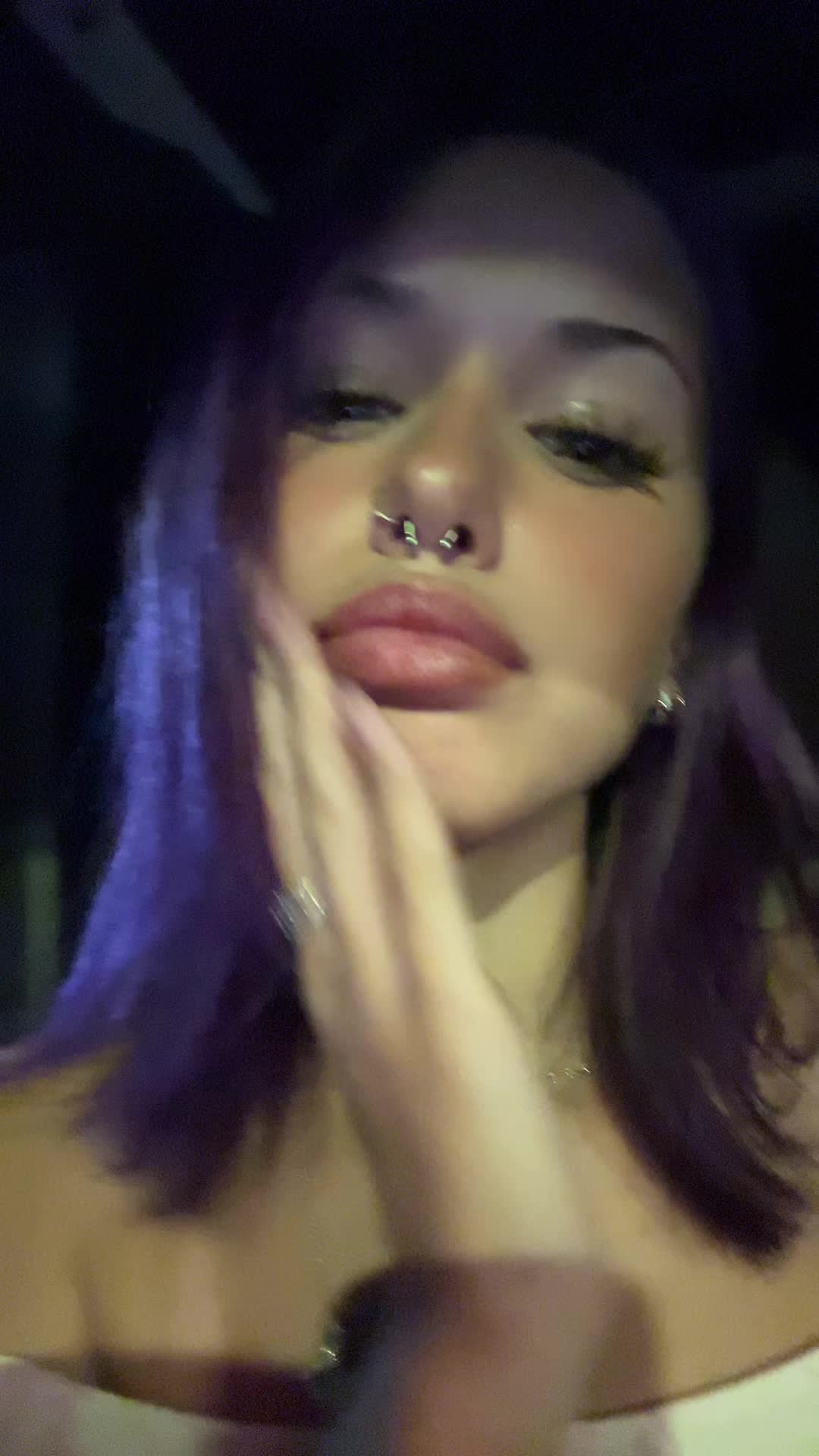 @ahailoh