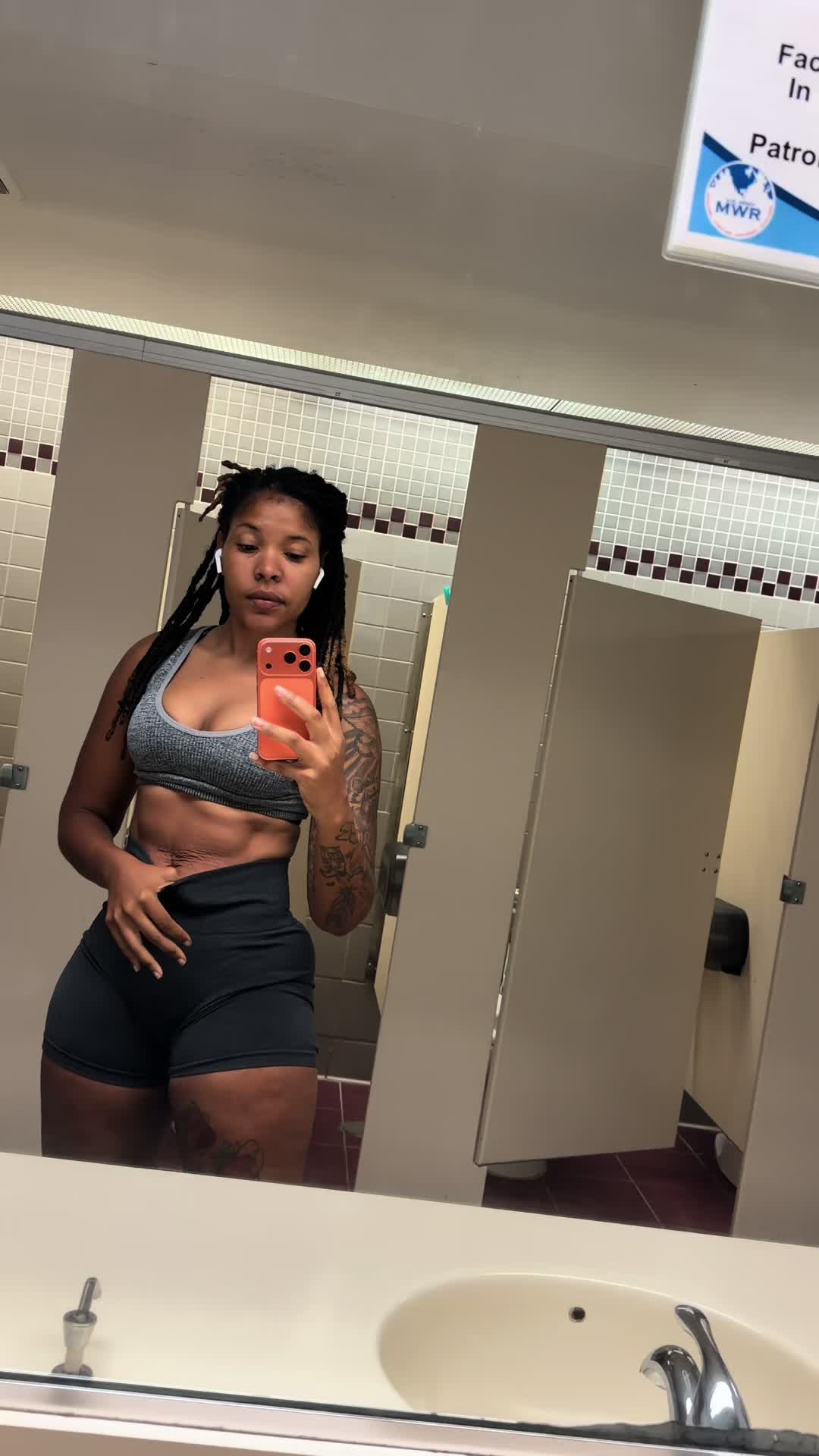 @Motivatedby_meek
