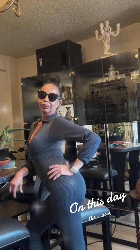 @Claudia Román