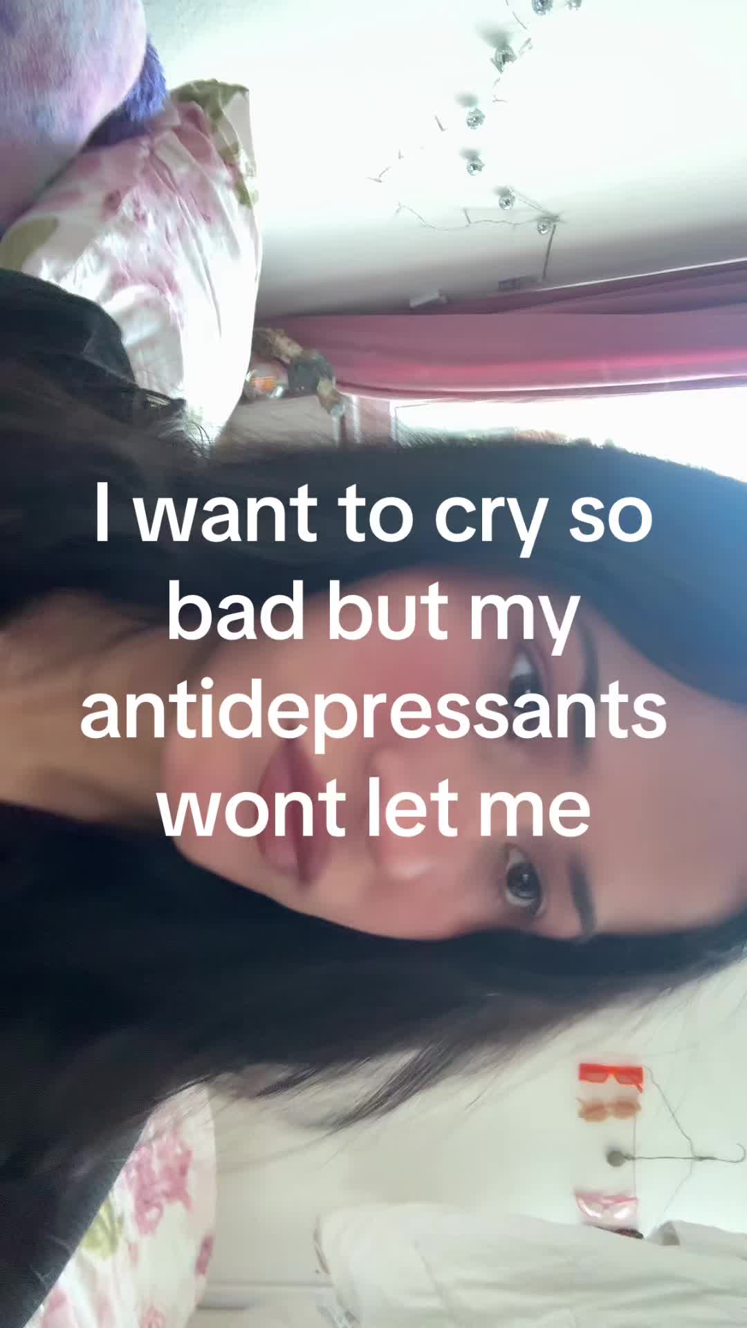 @■