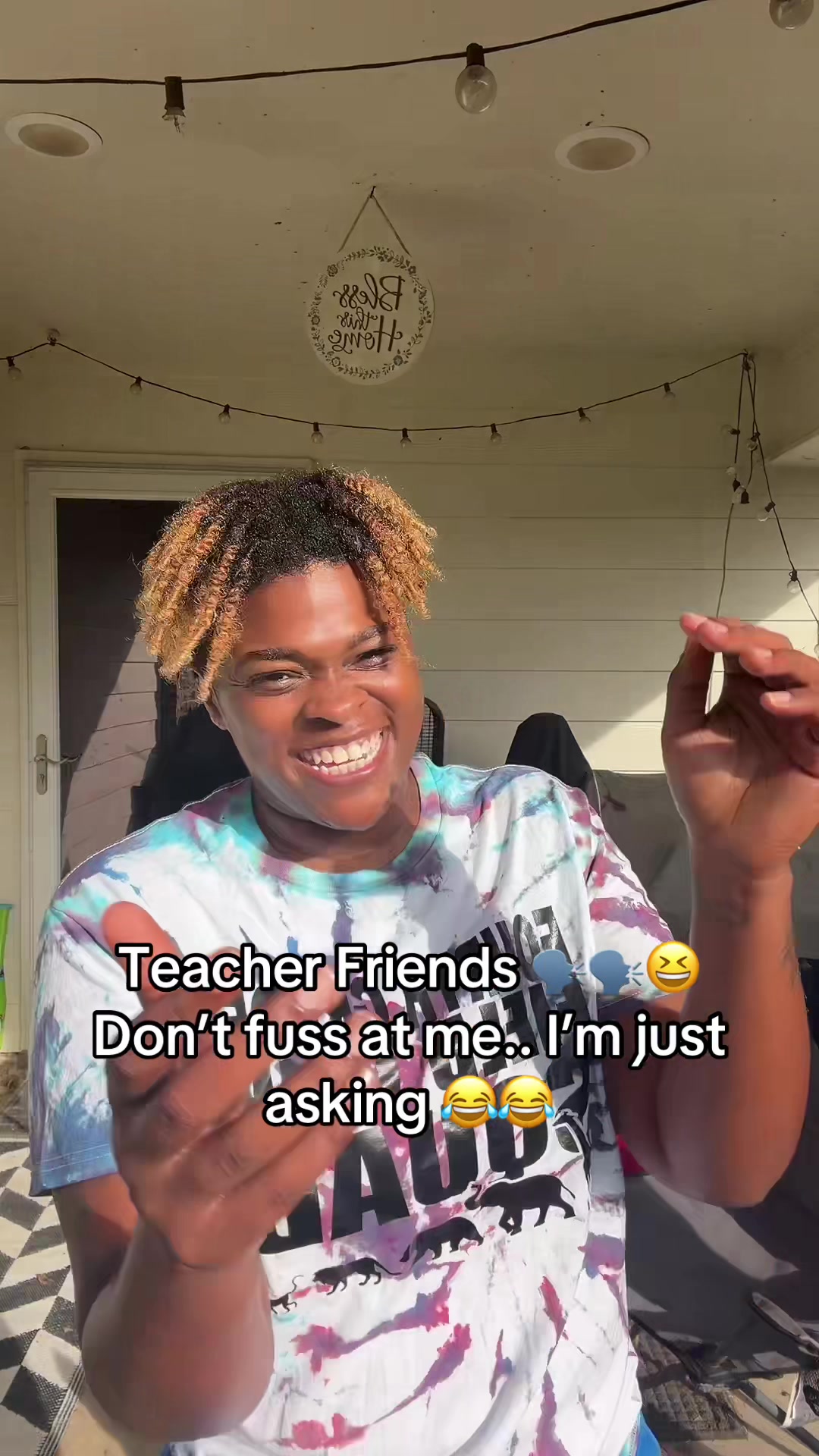 @Mrs. Hood&bull;TEACHER🍎