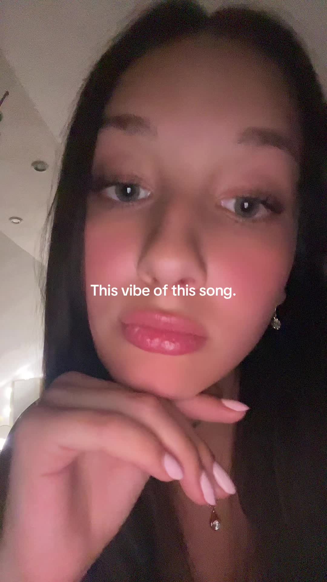 @jolie_zlr