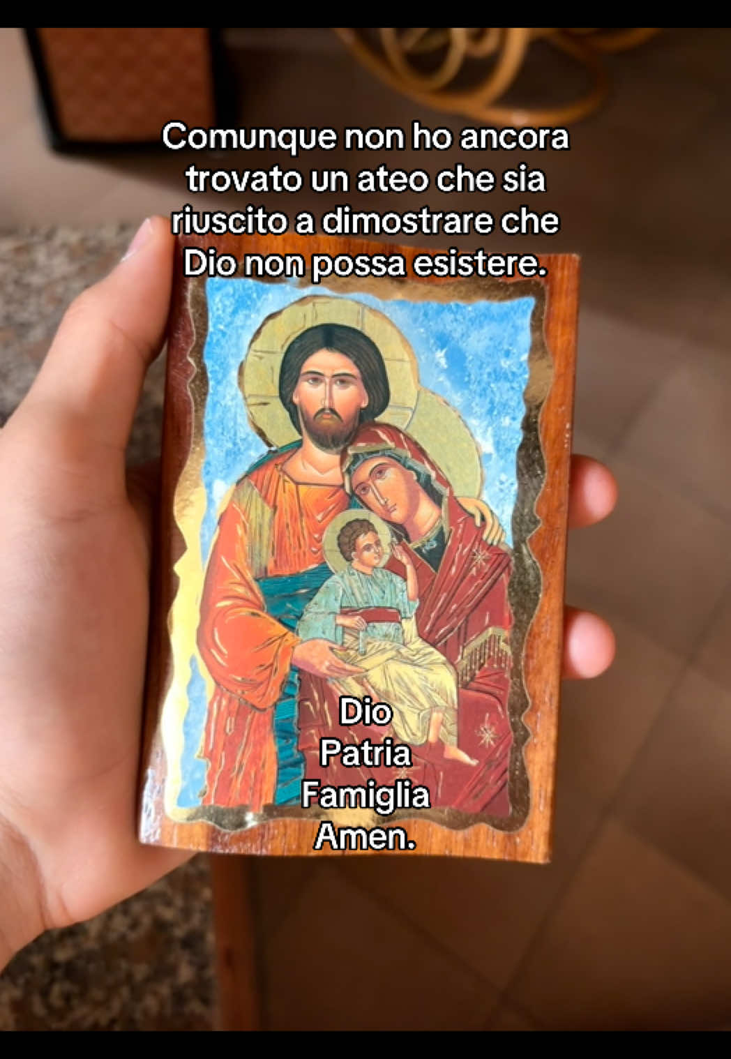 @-☧Elia🇻🇦▐┛_