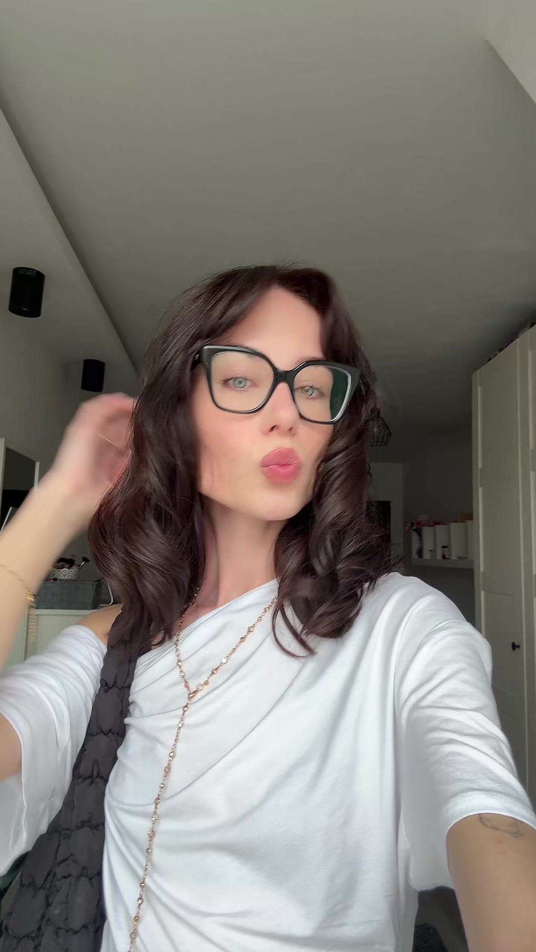 @karo 𝜗𝜚