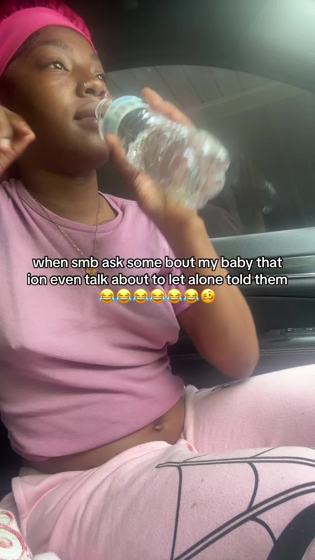 @MAYERAWAXX :)👅