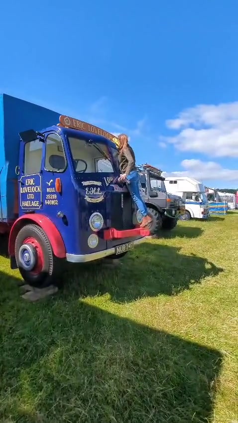 @yorkshirelassuk